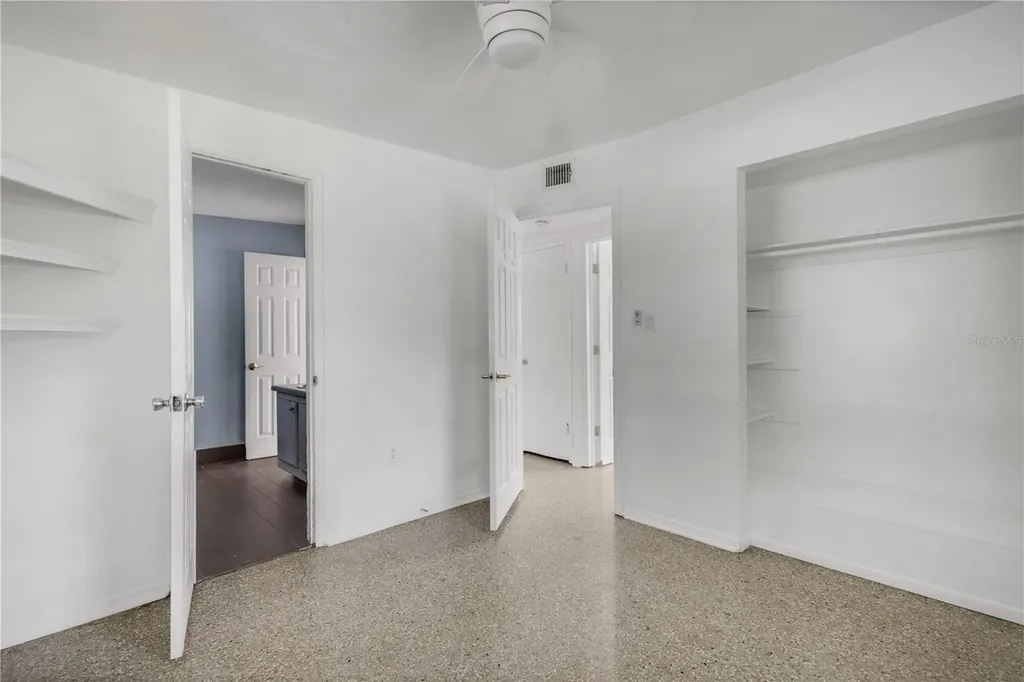 4861 Bell Meade Drive Sarasota FL 34232