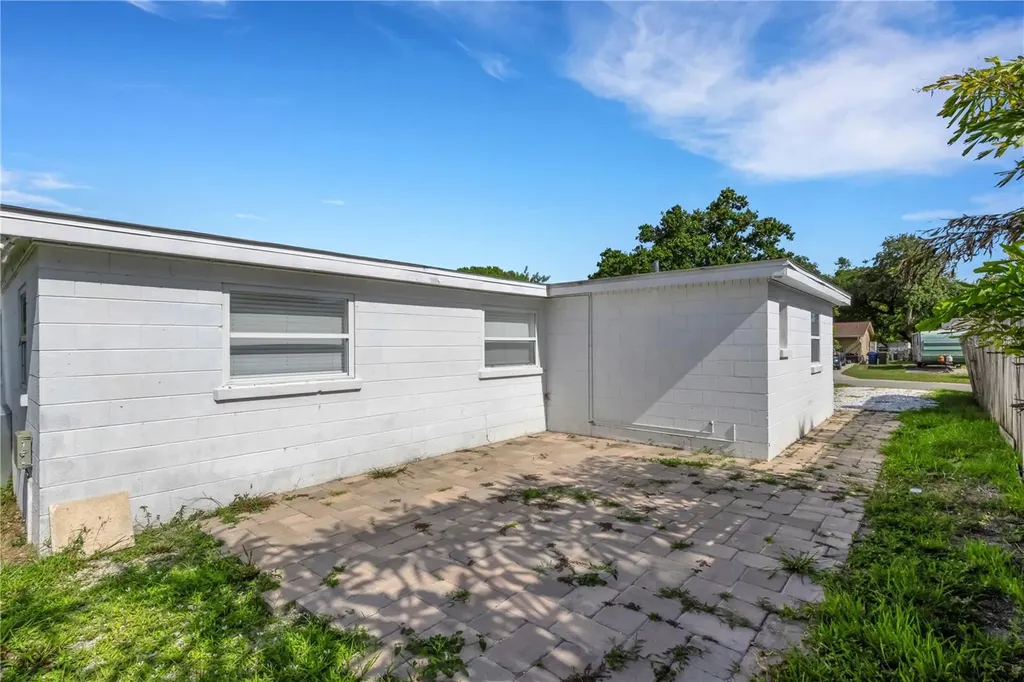 4861 Bell Meade Drive Sarasota FL 34232