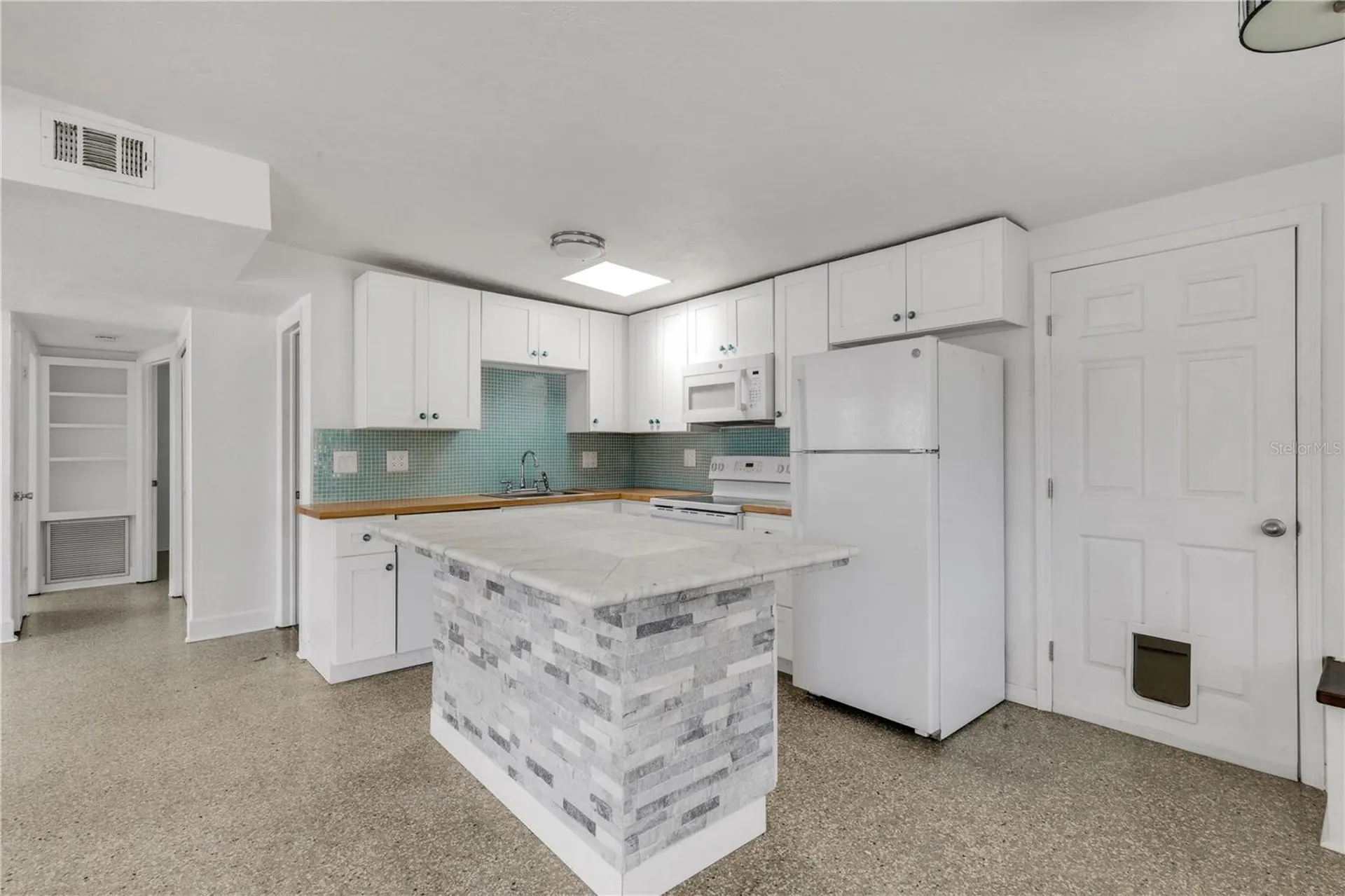 4861 Bell Meade Drive Sarasota FL 34232