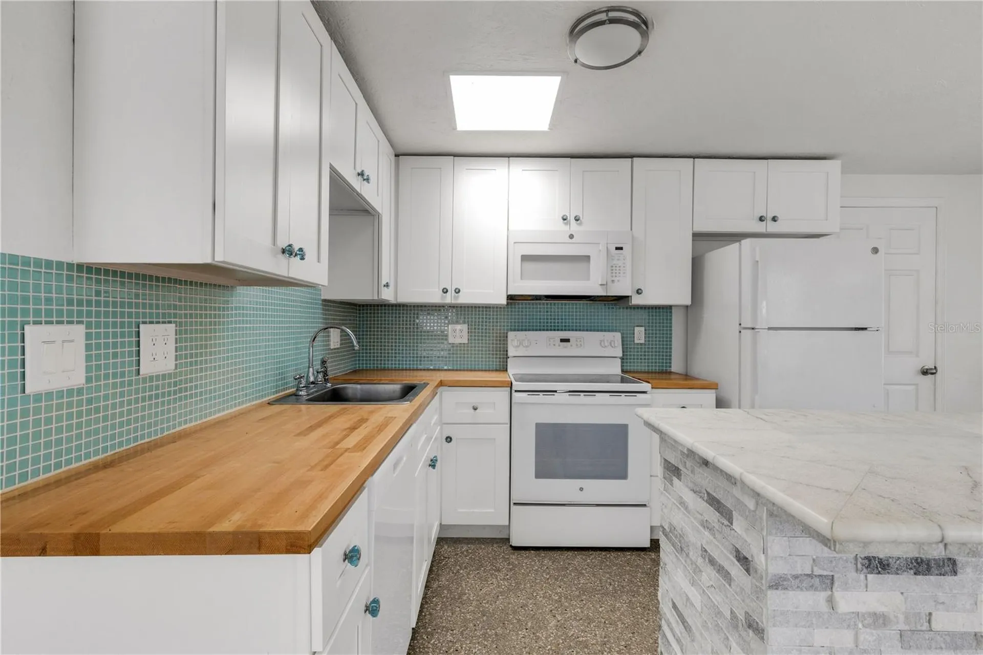 4861 Bell Meade Drive Sarasota FL 34232