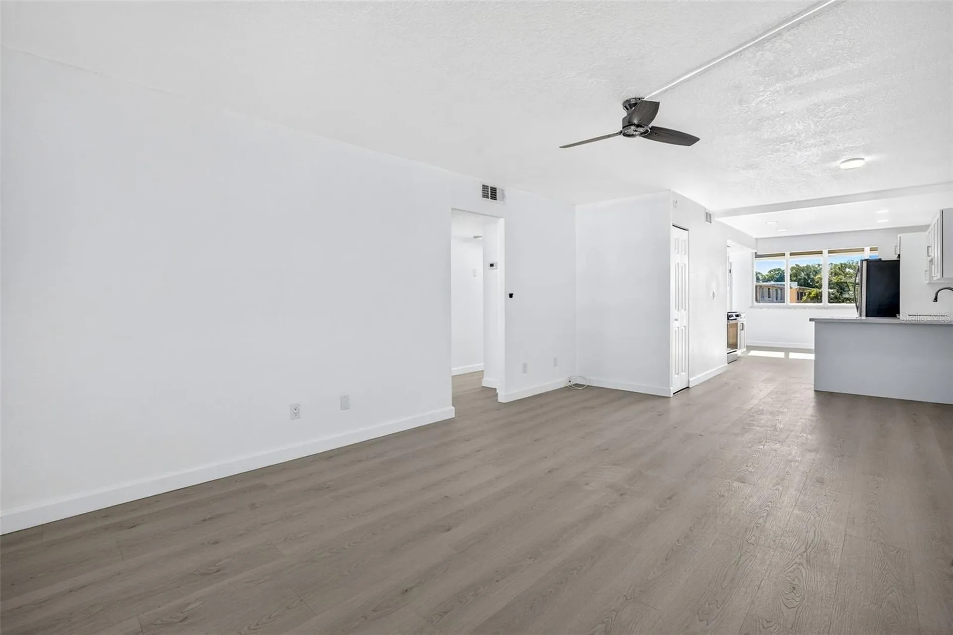 5095 Bay Street NE St Petersburg FL 33703
