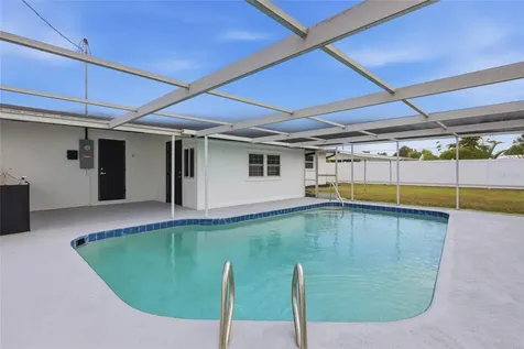 305 Glen Oak Road Venice FL 34293