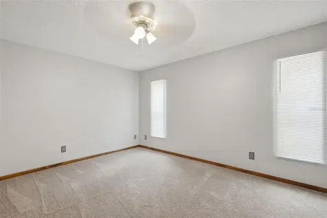 10207 N Hyaleah Road Tampa FL 33617