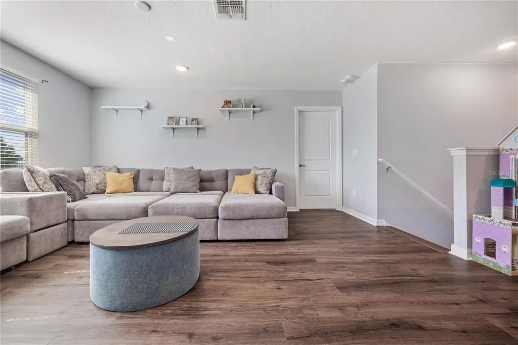 16720 Mooner Plank Circle Wimauma FL 33598