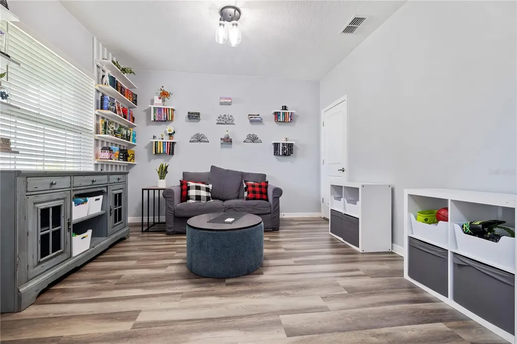 16720 Mooner Plank Circle Wimauma FL 33598