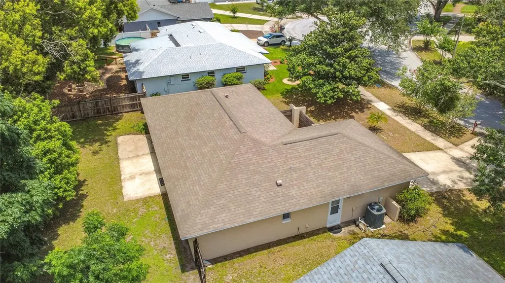 800 Wavecrest Drive Orlando FL 32807