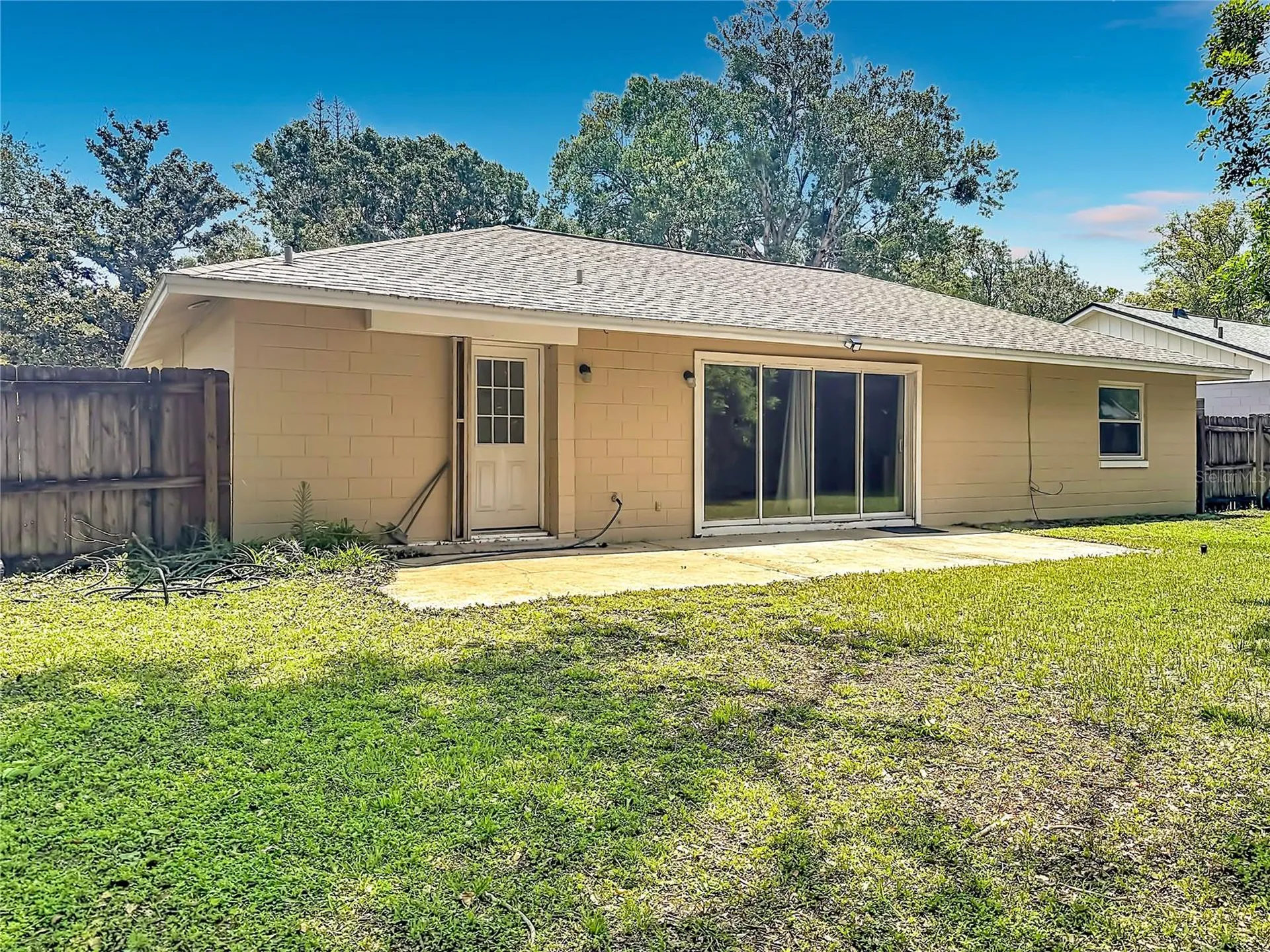 800 Wavecrest Drive Orlando FL 32807