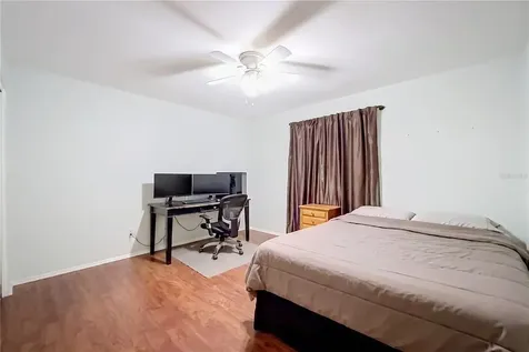800 Wavecrest Drive Orlando FL 32807