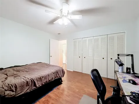 800 Wavecrest Drive Orlando FL 32807