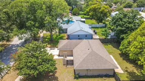 800 Wavecrest Drive Orlando FL 32807