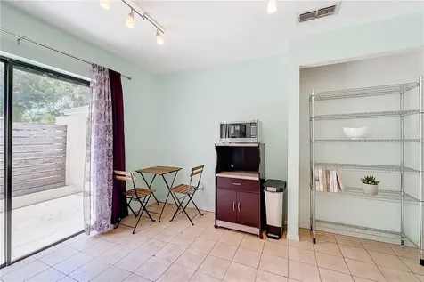 800 Wavecrest Drive Orlando FL 32807