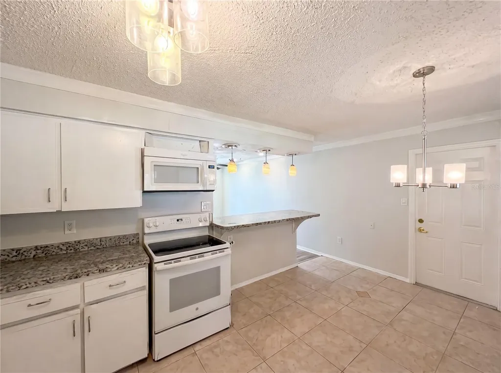 505 Oak Drive Tavares FL 32778