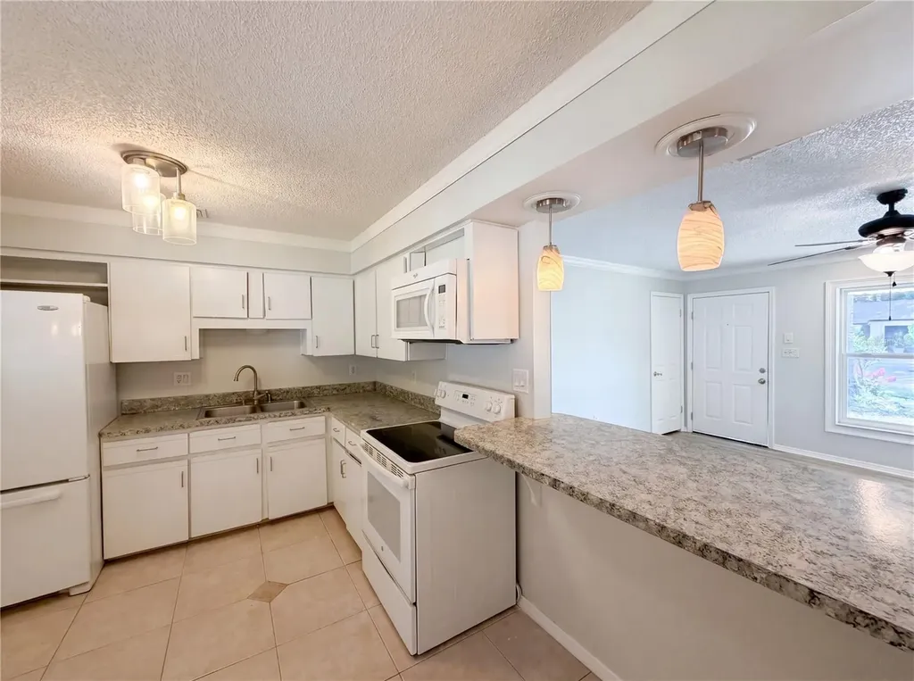 505 Oak Drive Tavares FL 32778