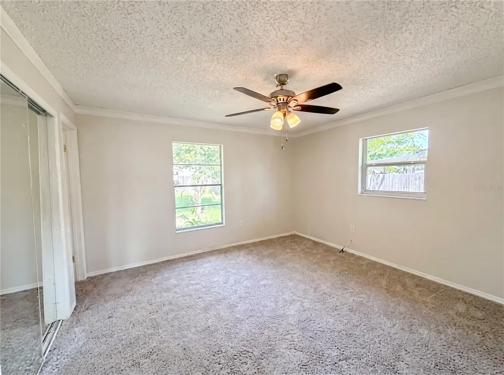 505 Oak Drive Tavares FL 32778