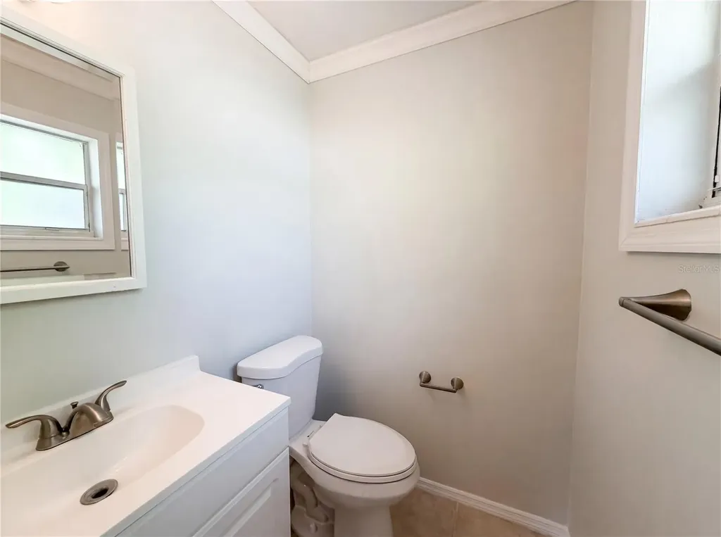 505 Oak Drive Tavares FL 32778