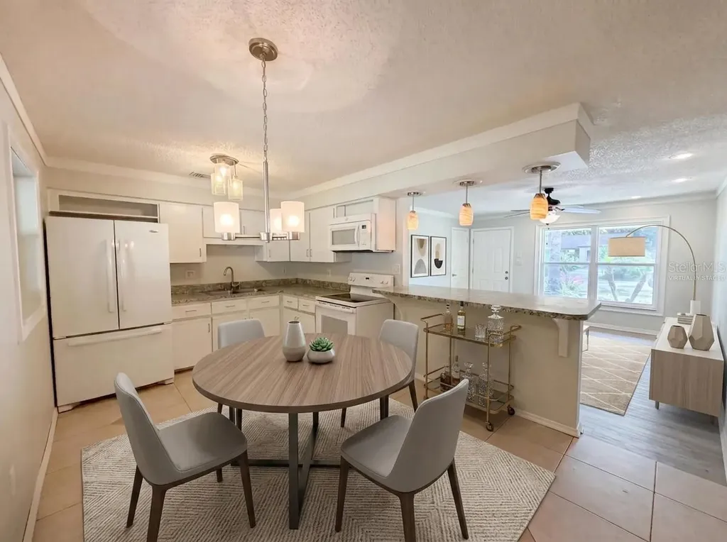 505 Oak Drive Tavares FL 32778
