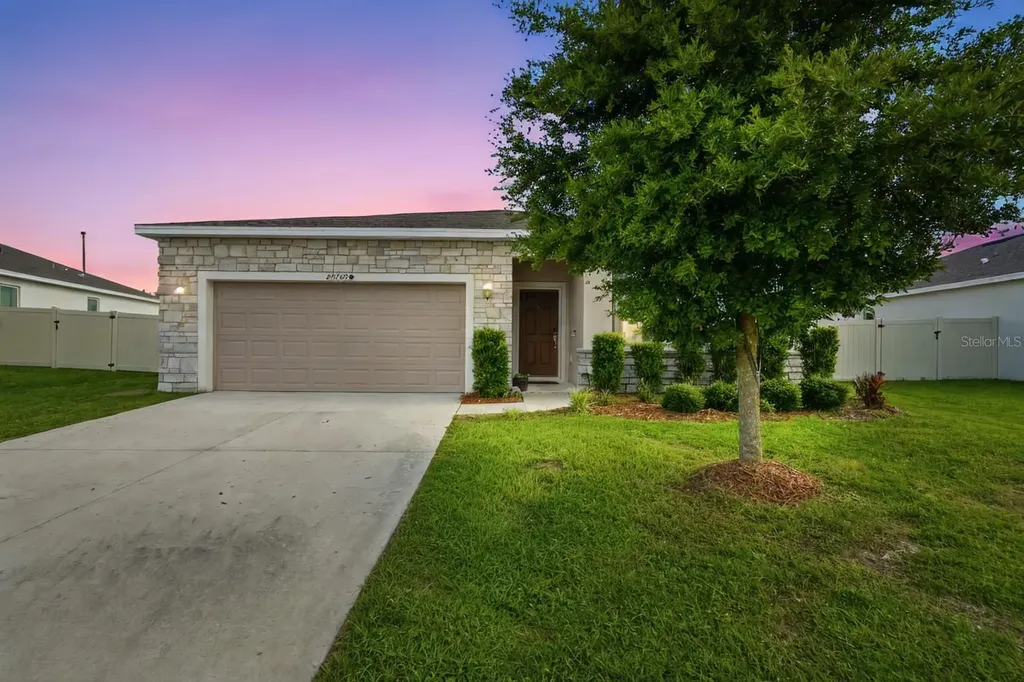 24409 Sunnys Halo Way Sorrento FL 32776
