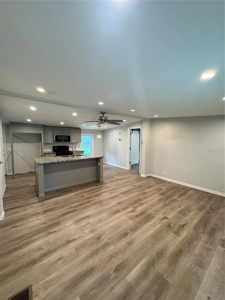 10717 SE 129th Street Belleview FL 34420
