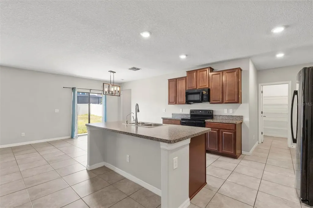9648 Sage Creek Drive Ruskin FL 33573