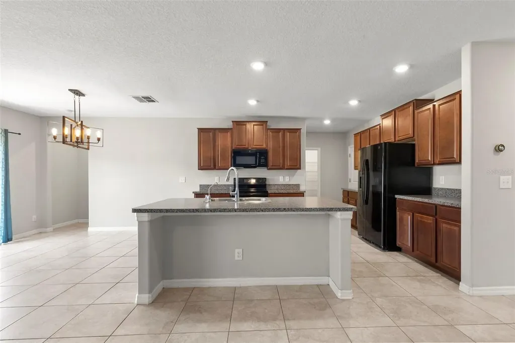 9648 Sage Creek Drive Ruskin FL 33573