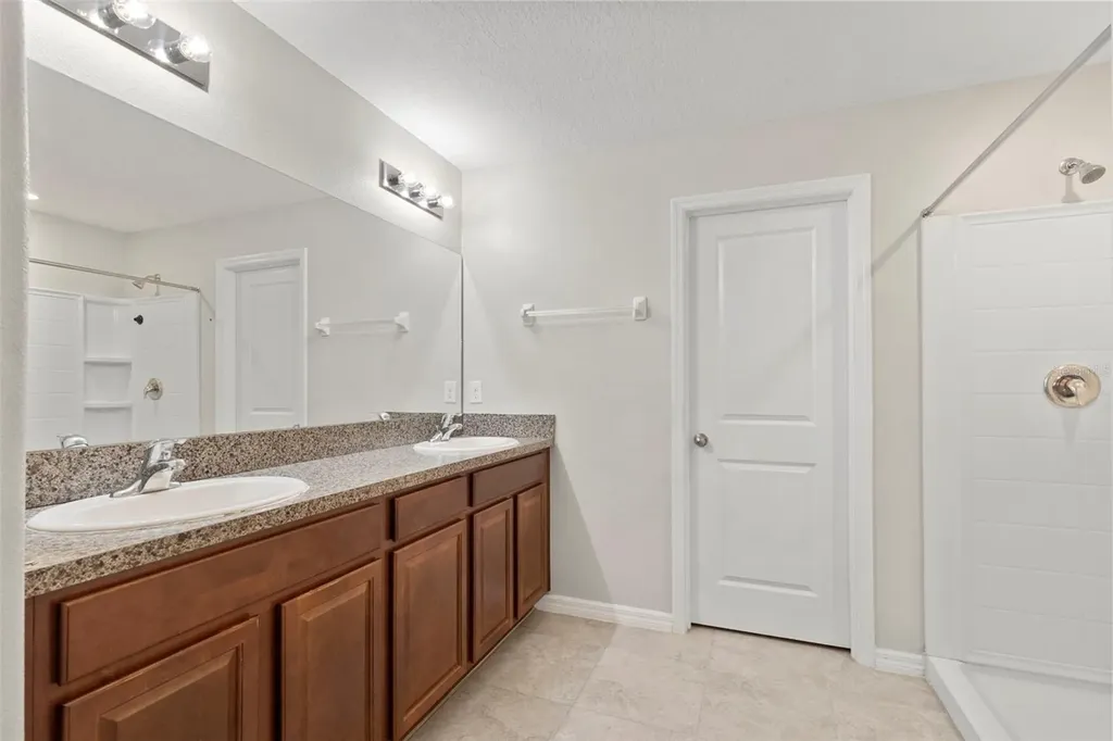 9648 Sage Creek Drive Ruskin FL 33573