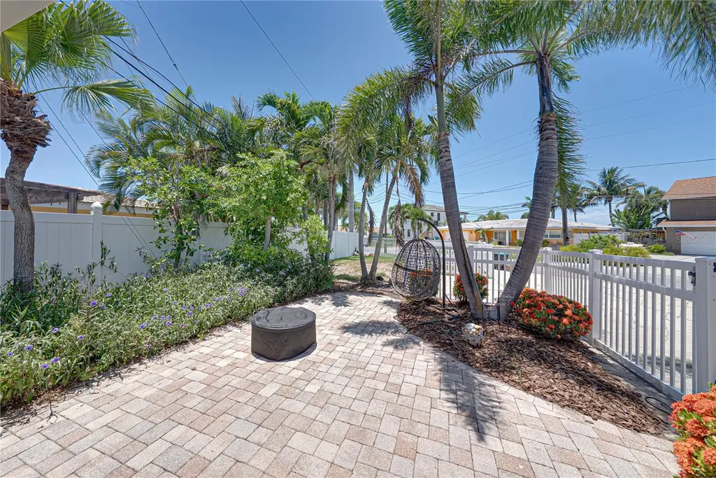 6717 Cardinal Drive S St Petersburg FL 33707