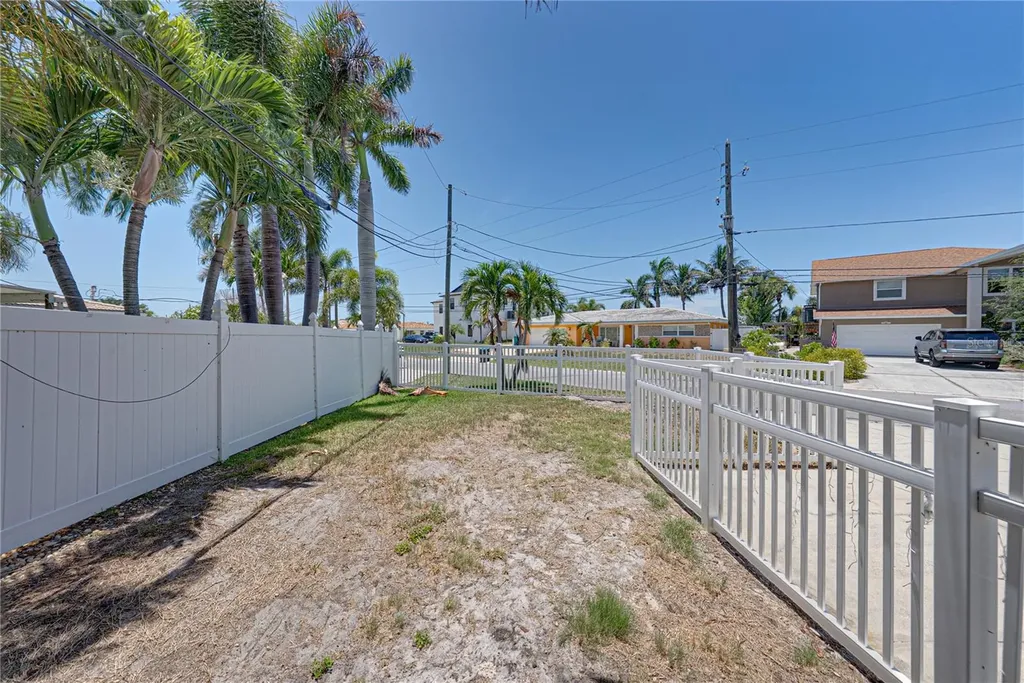 6717 Cardinal Drive S St Petersburg FL 33707
