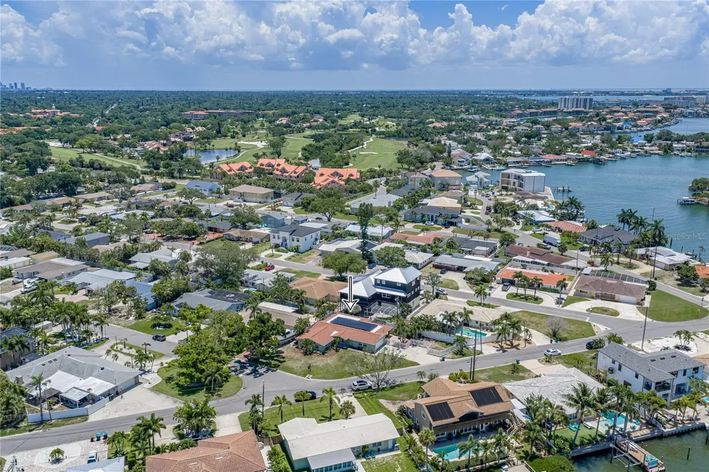6717 Cardinal Drive S St Petersburg FL 33707
