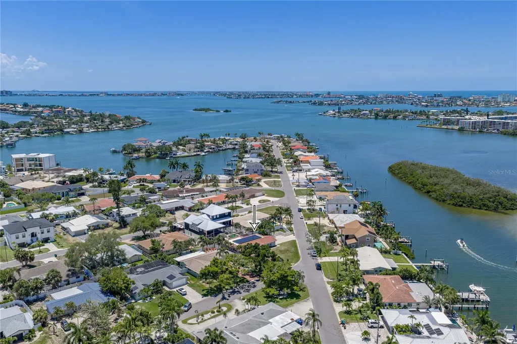 6717 Cardinal Drive S St Petersburg FL 33707