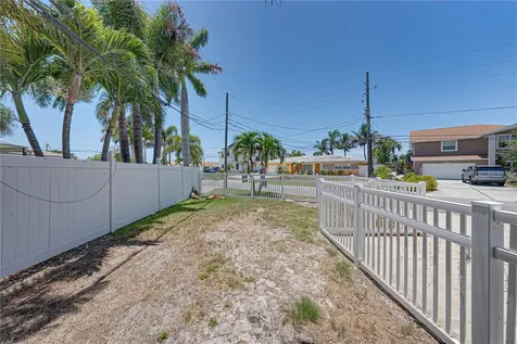 6717 Cardinal Drive S St Petersburg FL 33707