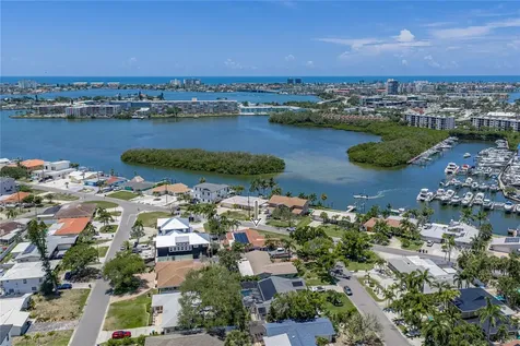 6717 Cardinal Drive S St Petersburg FL 33707