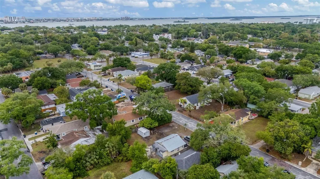 1129 Engman Clearwater FL 33755