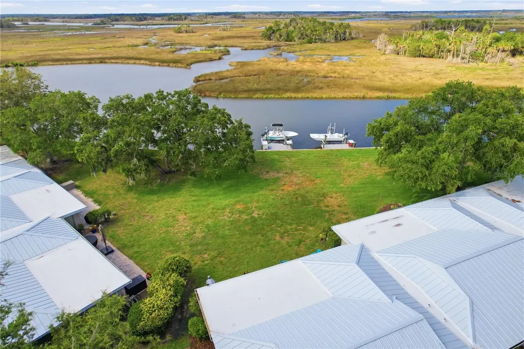 11628 W Bayshore Drive Crystal River FL 34429