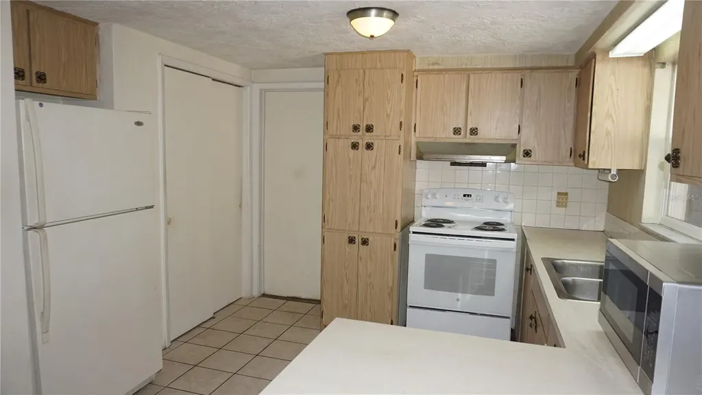 8422 Battel Court New Port Richey FL 34653
