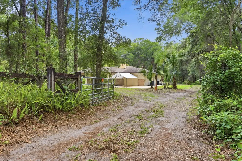3800 Willow Avenue Deland FL 32720