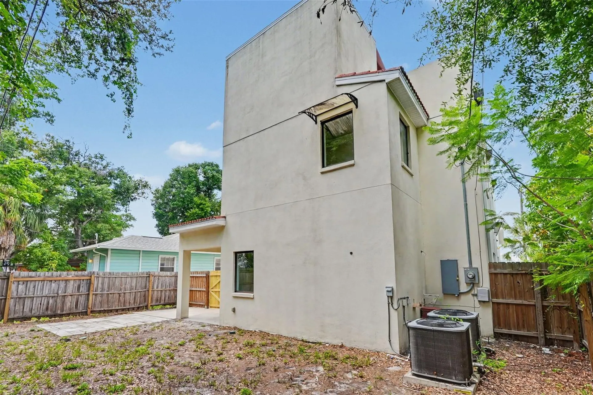 1018 7th Avenue S St Petersburg FL 33705