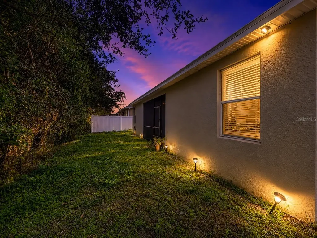 908 Marisa Lane Kissimmee FL 34744
