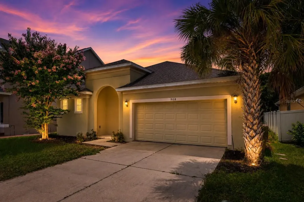 908 Marisa Lane Kissimmee FL 34744