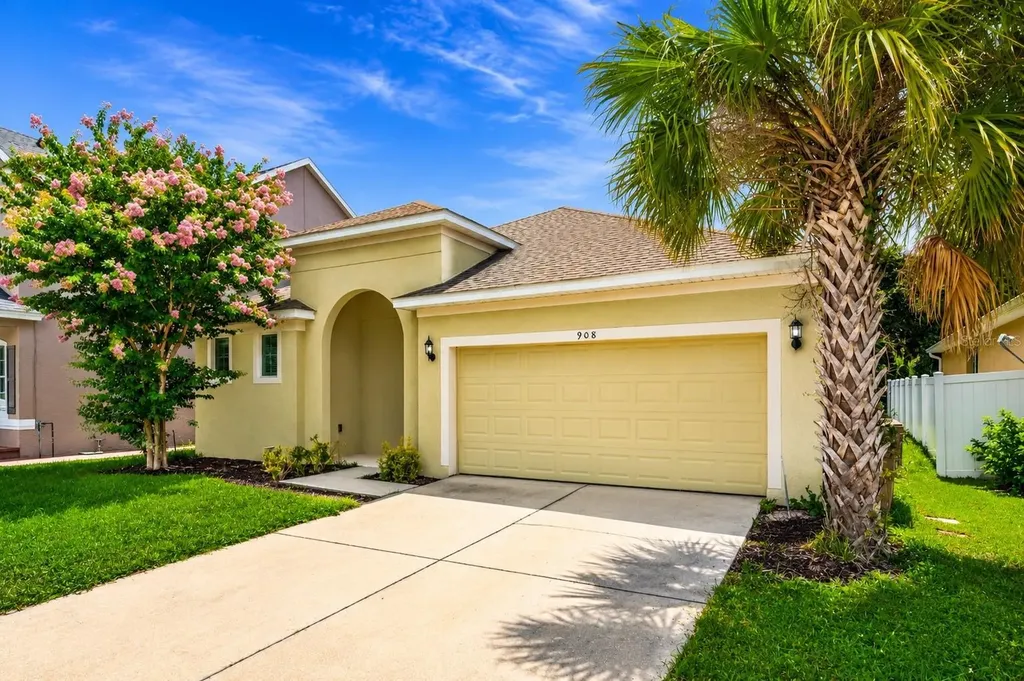 908 Marisa Lane Kissimmee FL 34744