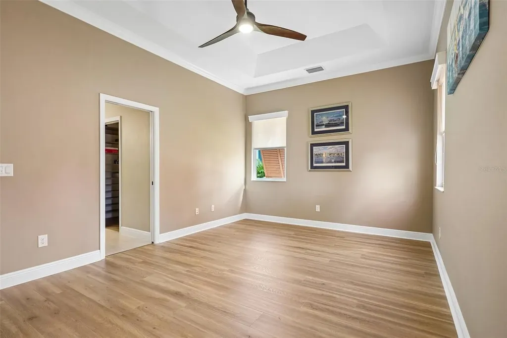 1212 Fiesta Key Circle Lady Lake FL 32159