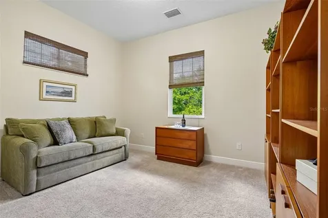 1212 Fiesta Key Circle Lady Lake FL 32159