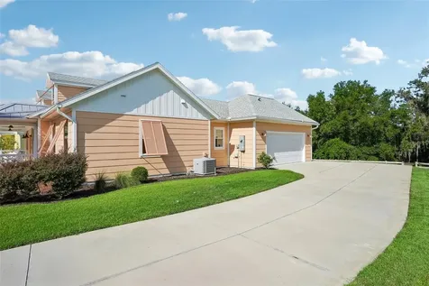 1212 Fiesta Key Circle Lady Lake FL 32159