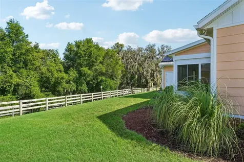 1212 Fiesta Key Circle Lady Lake FL 32159