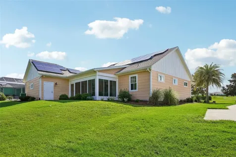 1212 Fiesta Key Circle Lady Lake FL 32159