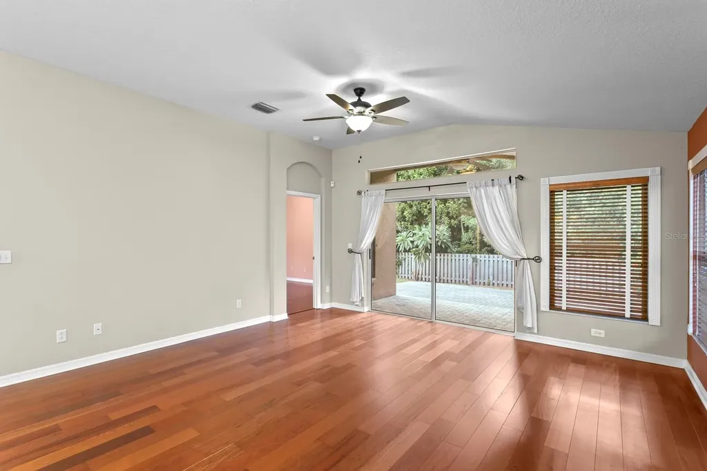 10238 Woodford Bridge Street Tampa FL 33626