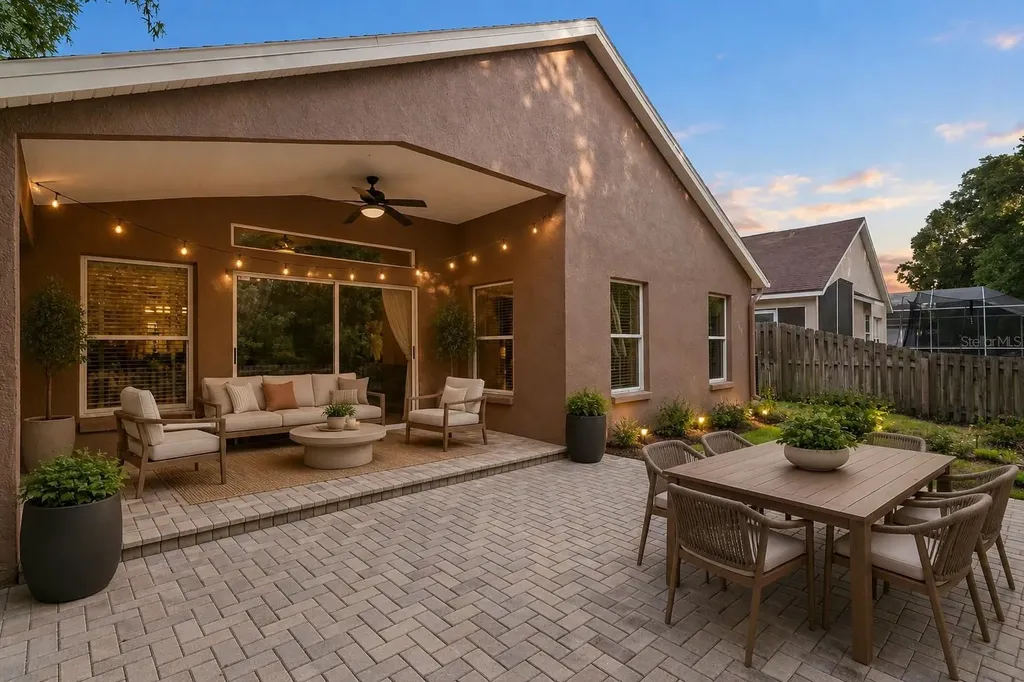 10238 Woodford Bridge Street Tampa FL 33626