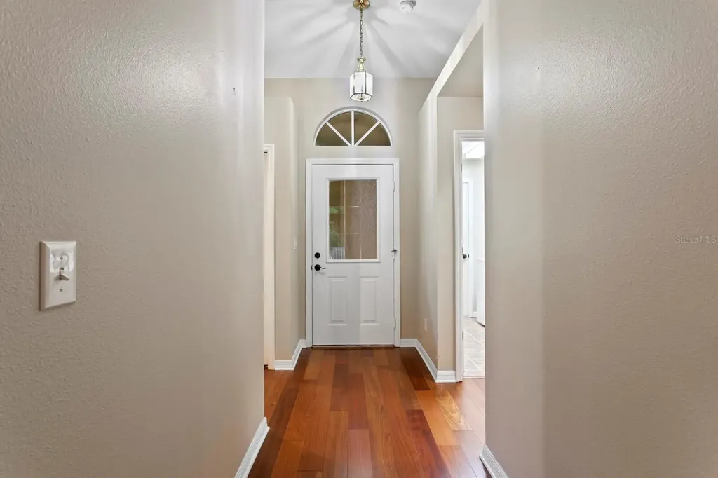 10238 Woodford Bridge Street Tampa FL 33626