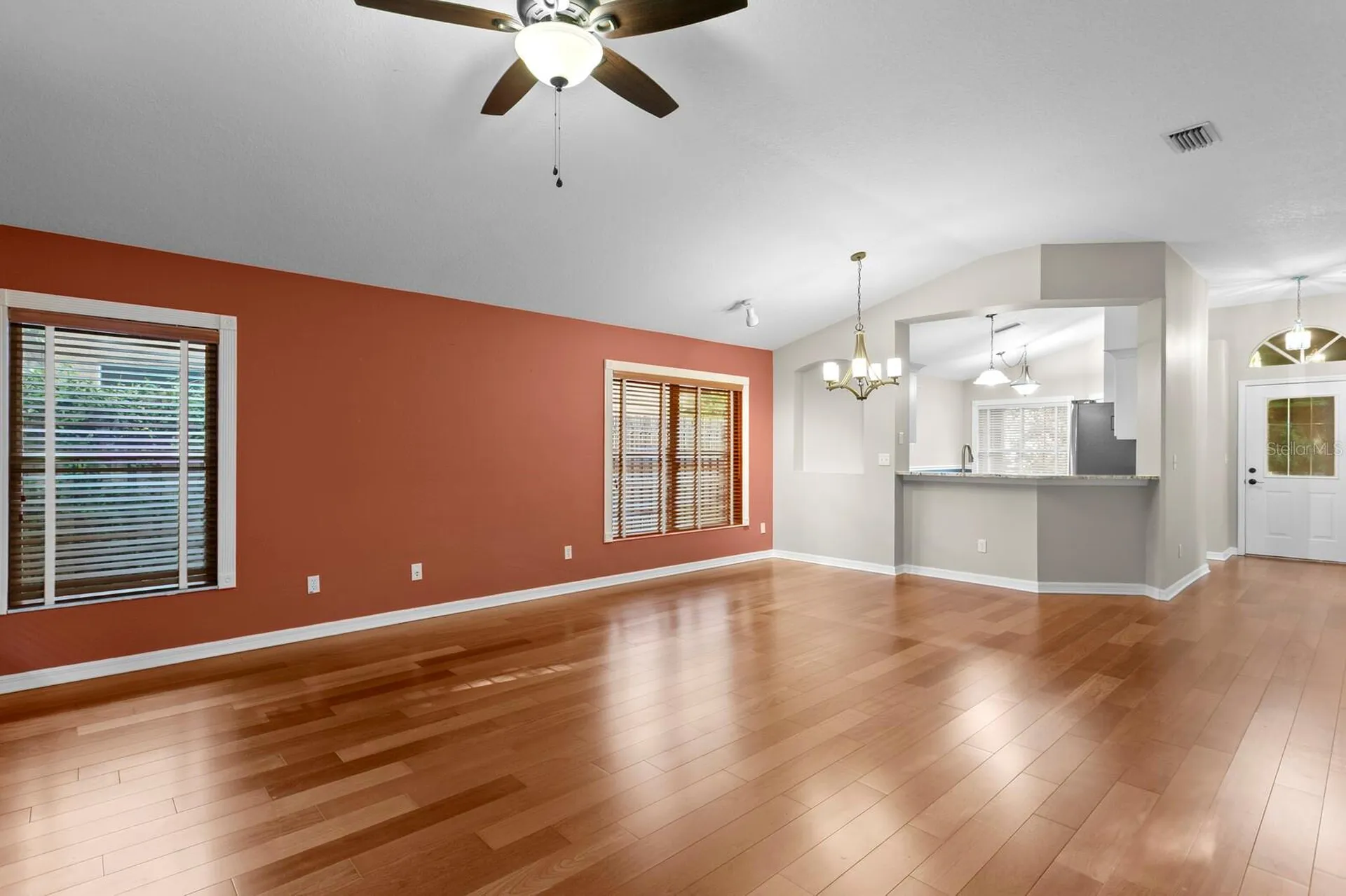 10238 Woodford Bridge Street Tampa FL 33626