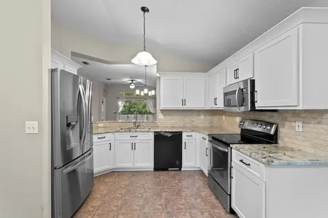 10238 Woodford Bridge Street Tampa FL 33626