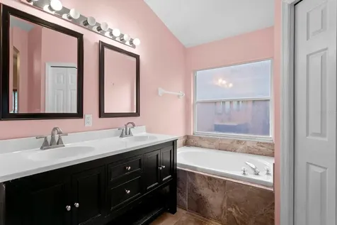 10238 Woodford Bridge Street Tampa FL 33626